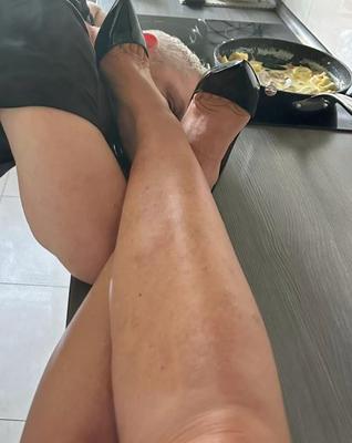 Fetiche por adoração das pernas
