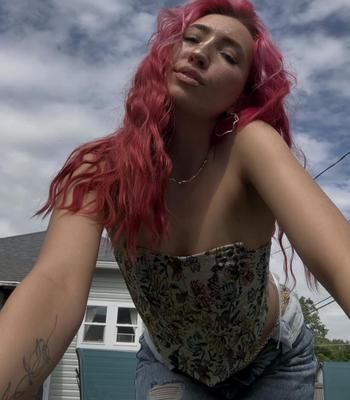 Sexy babe
