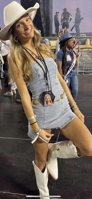 Sexy babe