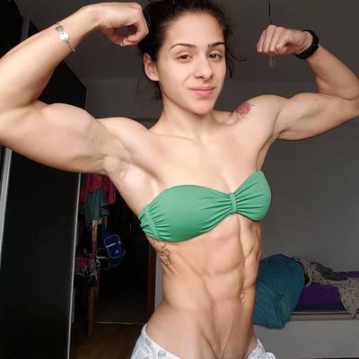 Random Muscle Girls 