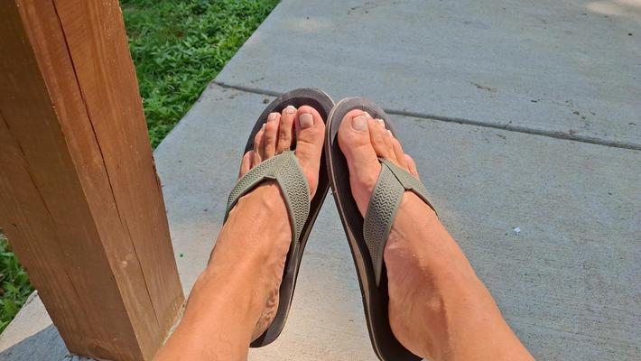 Do you like men wearing sandals