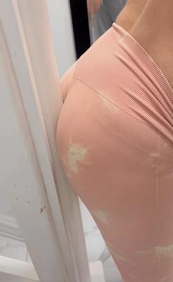 I am mom teen put your dik on my pica’s I send more
