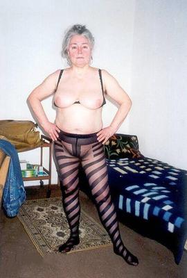 Reife und Strumpfhose