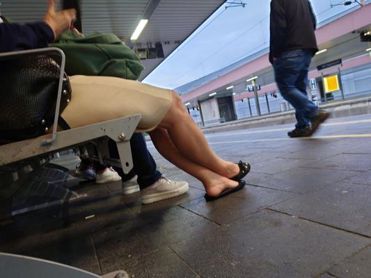 Shoeplay в разрушенных квартирах