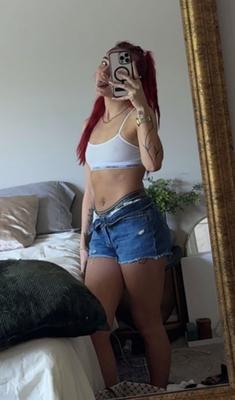 Sexy babe