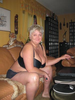 Smoking pics on request