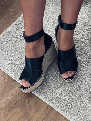 Feet with shoes for fap 