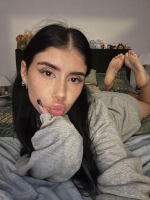 Lilymn Queen of the Pose