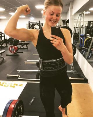 Random Muscle Girls 