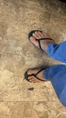 LimeGreen FrenchTip Toes N Soles